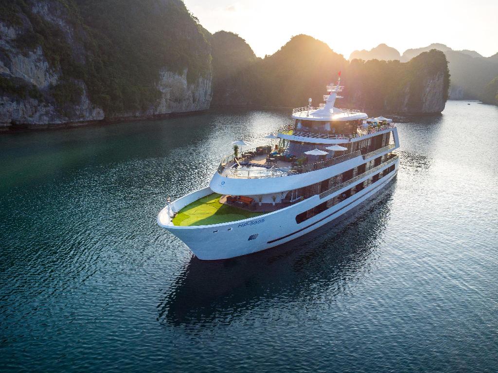 Du thuyền Stellar Of The Seas